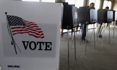 Photo of voters casting their ballots in Hinsdale, Ill.