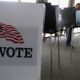 Photo of voters casting their ballots in Hinsdale, Ill.