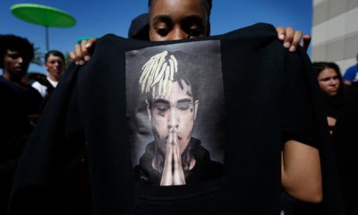 Fan at XXXTentacion memorial in Florida