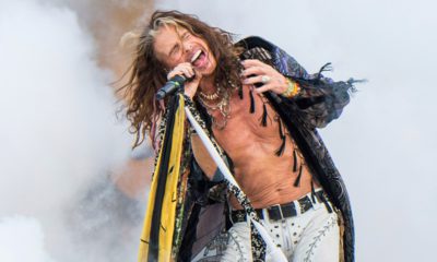 Photo of Steven Tyler performing at New Orleans Jazz and Heritage Festival