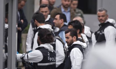 Photo of Turkish police officers outside Saudi consulate in Istanbul