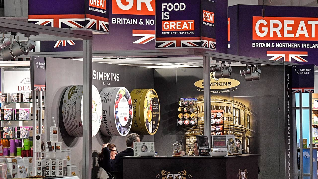 Photo of British candy producers showing products in Germany