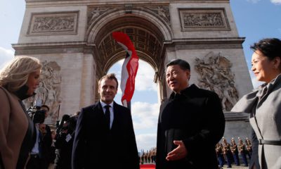 Photo of French Emmanuel Macron and Chinese President Xi Jinping