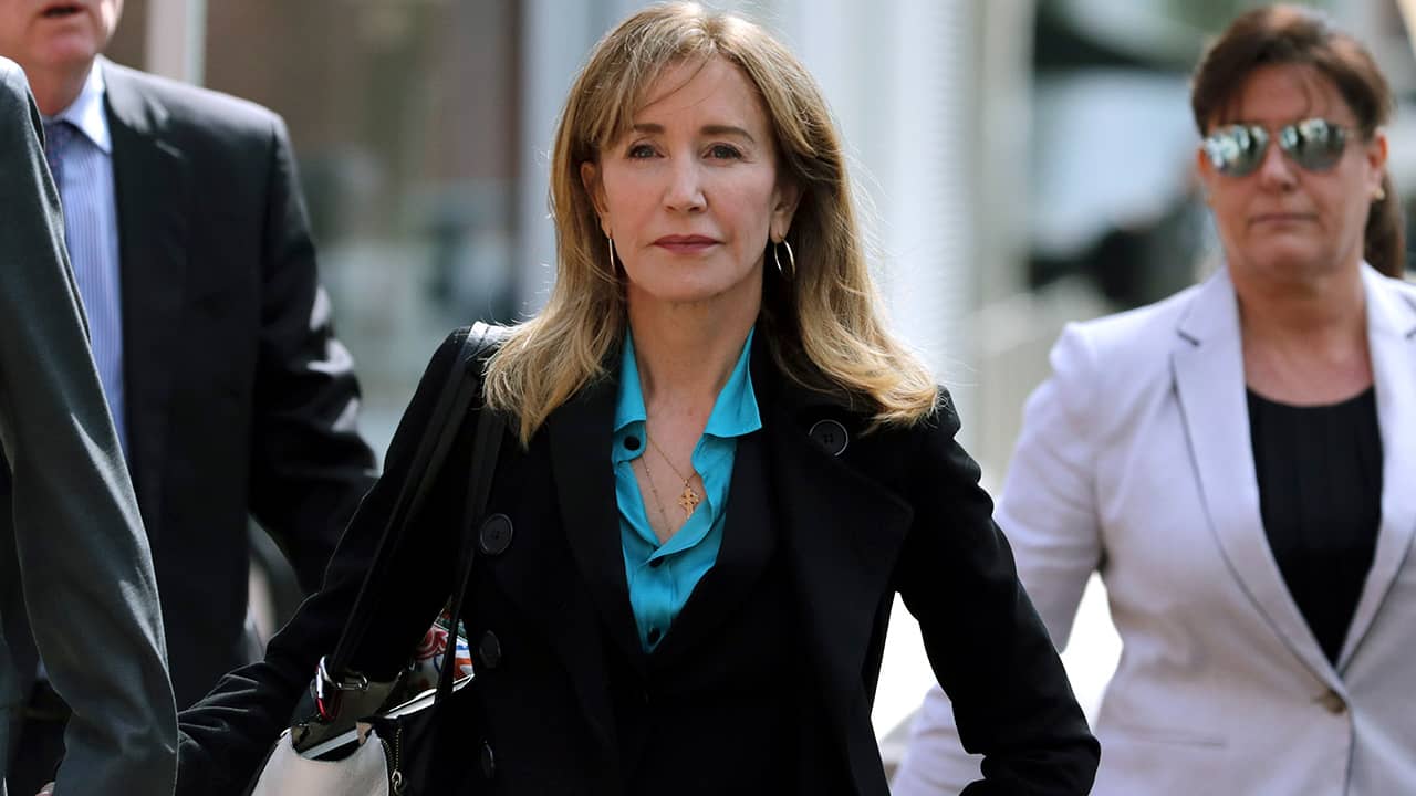 Photo of Felicity Huffman