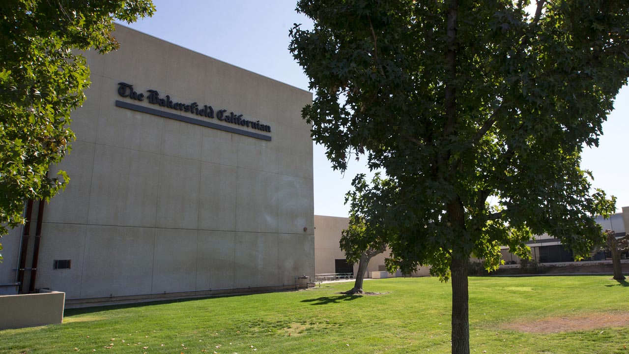 Photo of Bakersfield Californian building