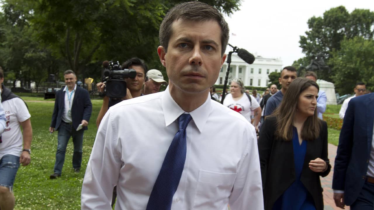 Photo of Mayor Pete Buttigieg
