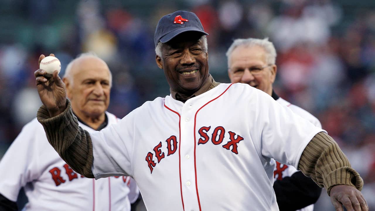 Photo of Elijah "Pumpsie" Green in 2009