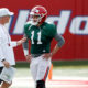 Picture of Fresno State coach Jeff Tedford talking to Bulldogs quarterback Jorge Reyna