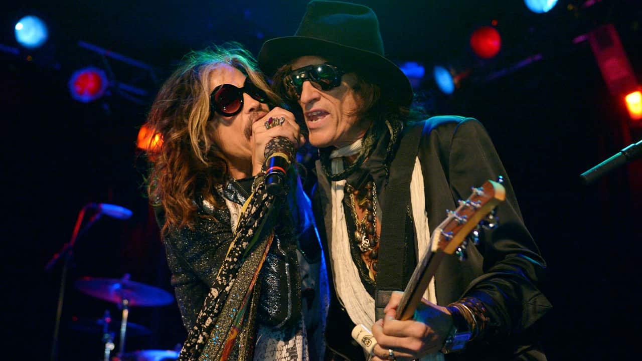 Photo of Steven Tyler and Joe Perry