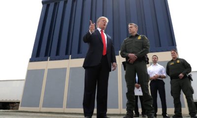 Photo of President Donald Trump and Border Patrol agents