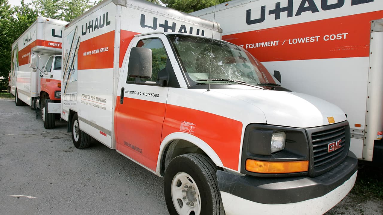 Photo of U-Haul moving truck