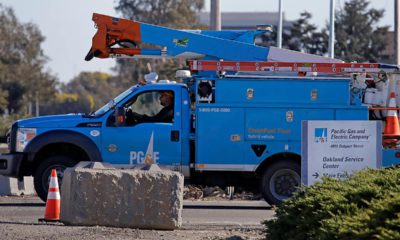 Photo of a PG&E truck in Oakland