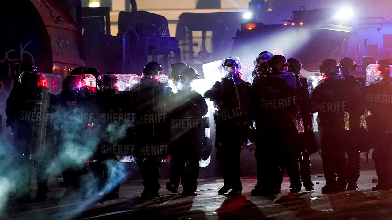 Photo of police