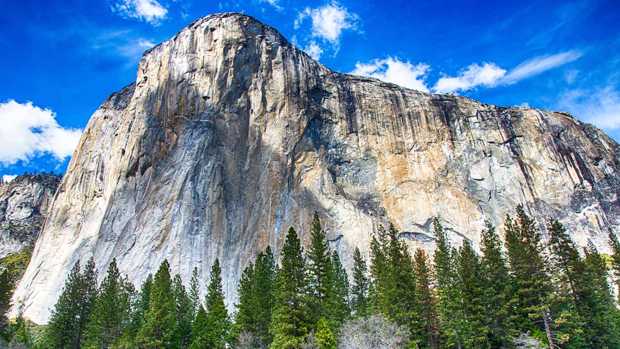 Photo of El Capitan, as seen from the floor of Yosemite Valley